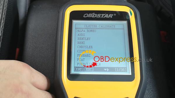 obdstar-x300m-on-2012-land-rover-discovery-4-obd-cluster-calibration-4