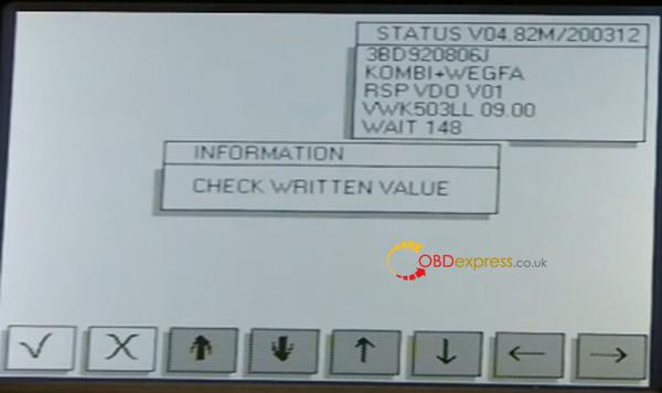 Digiprog3-VW-Passat-2004-odometer-reset-11