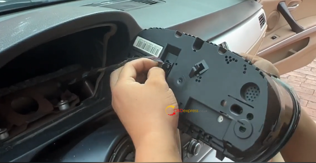 BMW Dashboard Removal