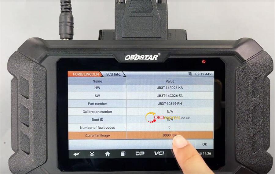 OBDSTAR ODOMaster Calibrate Mileage on Ford R7F701408 Dashboard